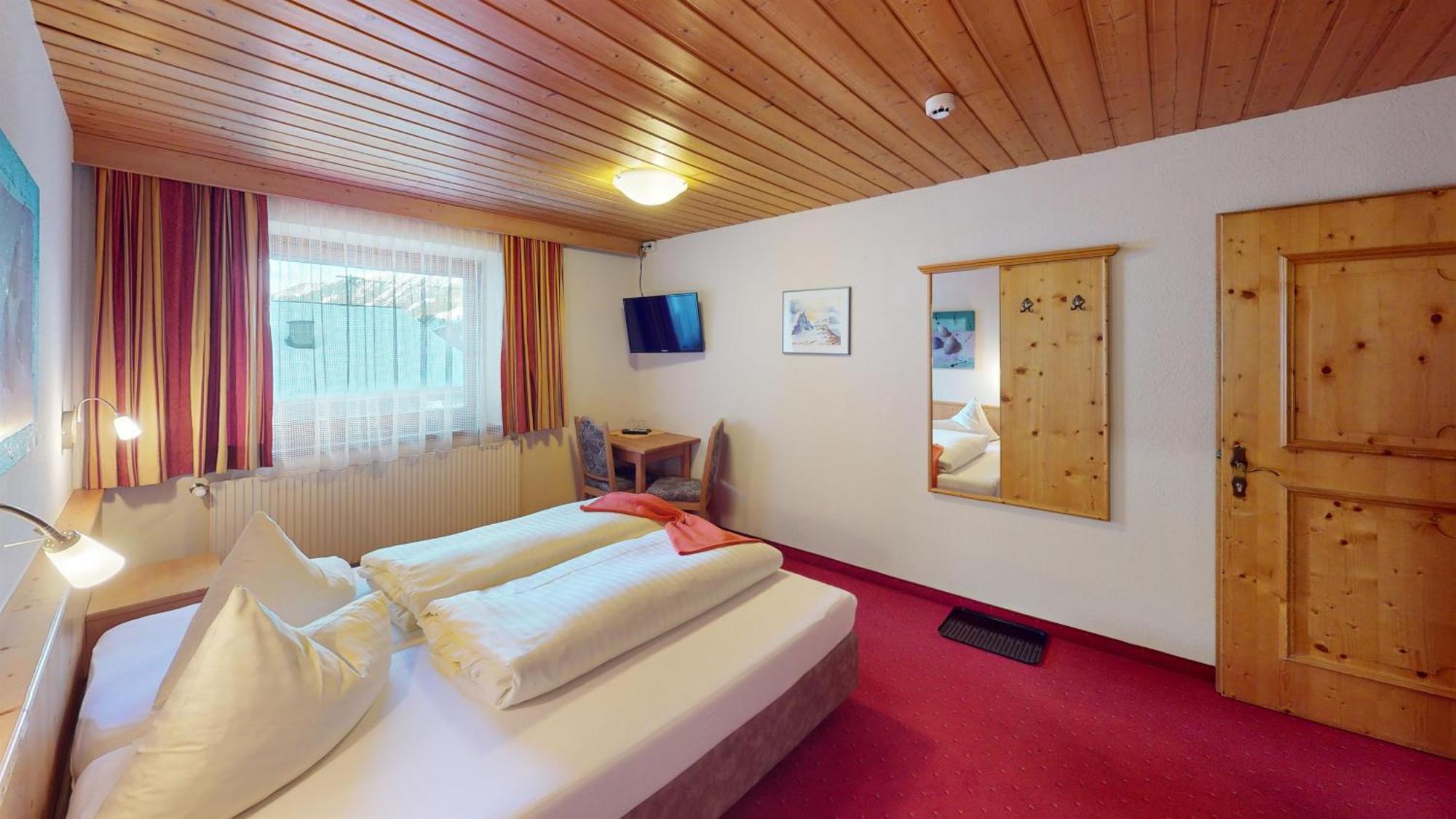Hotel Pension Haid ザンクト・レオンハルト・イム・ピッツタール エクステリア 写真